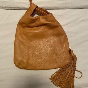 Hobo Origianl Wristlet bag in Camel